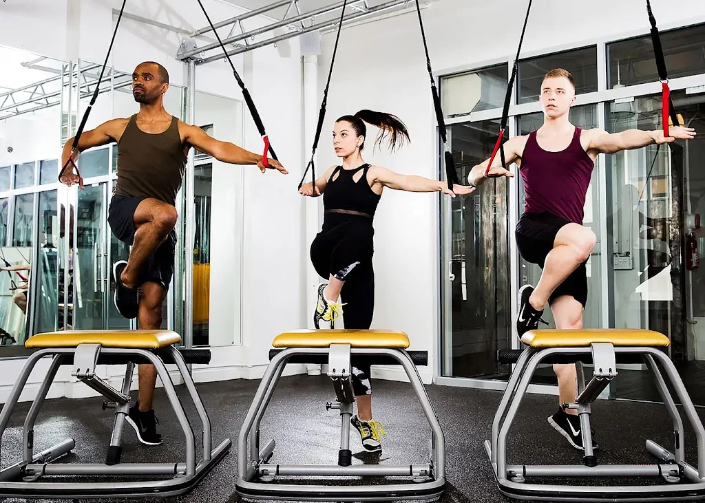 Chaise Fitness Bungee Workout Near New York