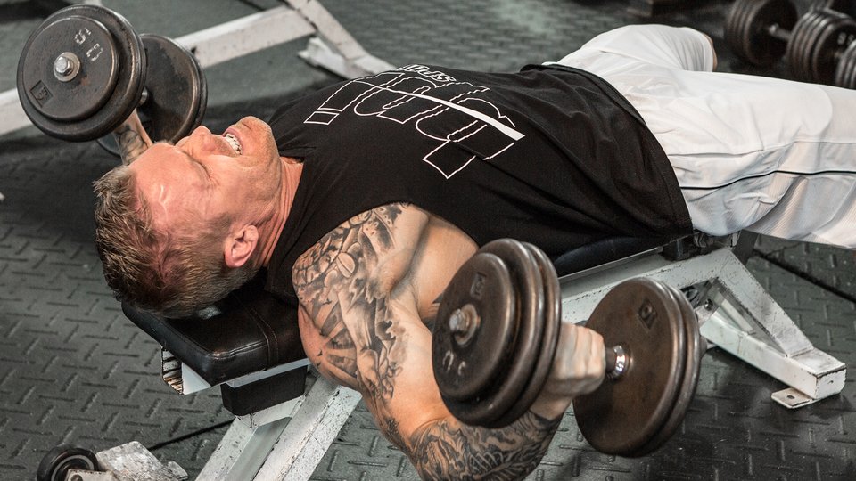 How to Build a Large Chest Bodybuilding